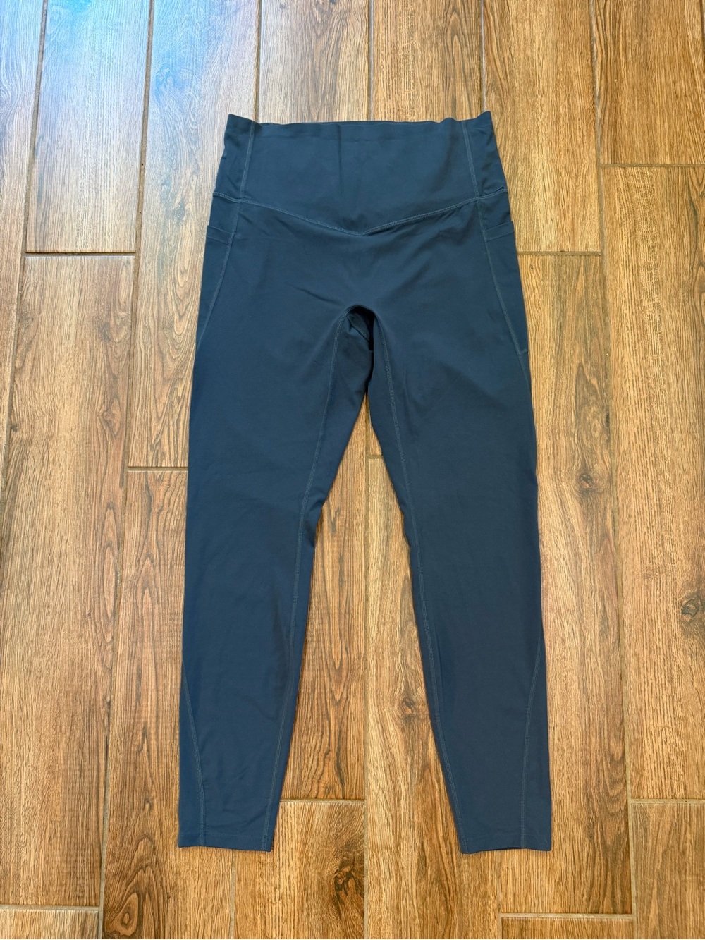 Halara Women’s Full Length Leggings Gray Pockets Size L